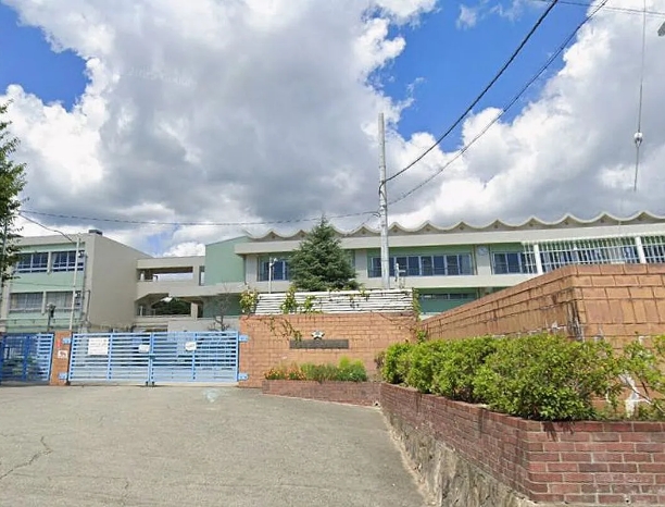 清和台中学校