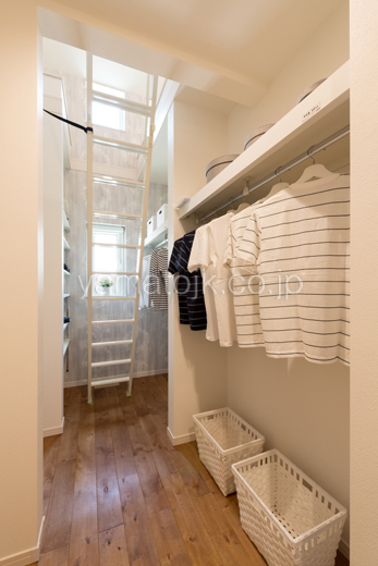 ［大阪府貝塚市：モデルハウス]南大阪南住宅展示場／ダブル断熱／nearly zeh／ウォークインクローゼット／はしご