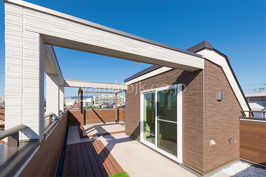 ［兵庫県尼崎市:モデルハウス]尼崎住宅展示場／ダブル断熱／全館空調／屋上庭園