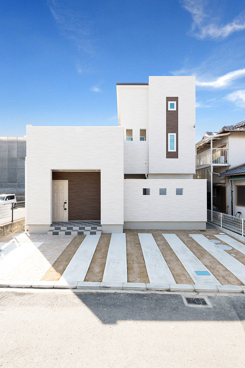 ［和歌山県和歌山市:モデルハウス]和歌山住宅展示場／ダブル断熱／ZEH／全館空調／外観