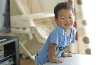 兵庫県川西市:無垢床/リビング