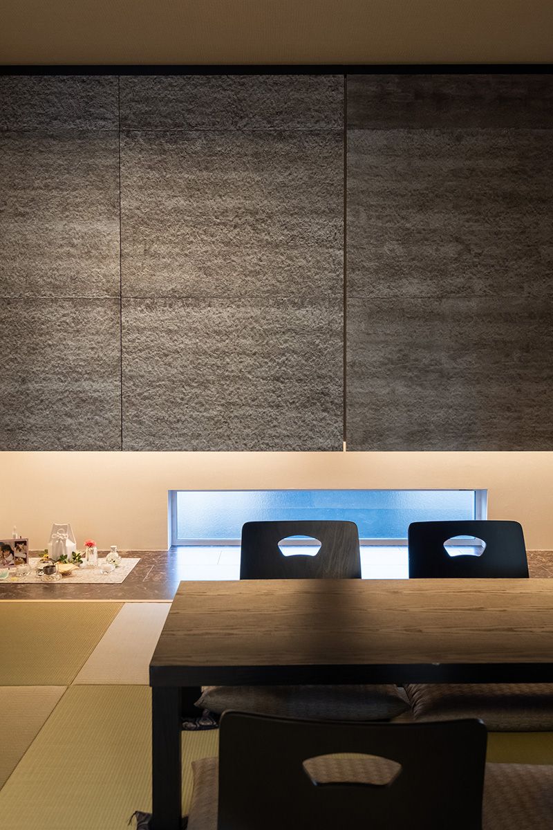 ［東京都小金井市］高気密・高断熱の省エネ住宅ヤマト住建の建築実例お客様のお家の地窓のある小上がり和室