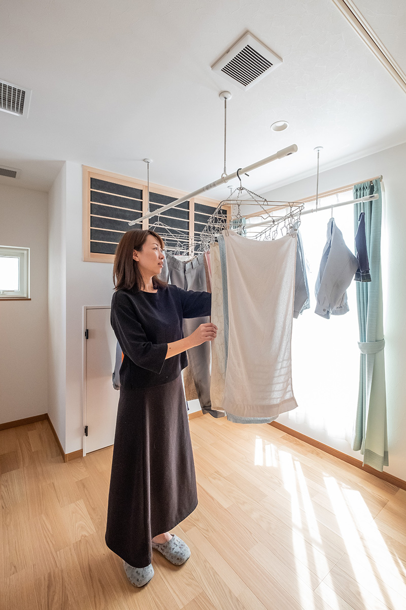 ［埼玉県川口市］高気密・高断熱のZEH（ゼロエネルギーハウス）ヤマト住建の建築実例お客様のお家の2階物干しスペース