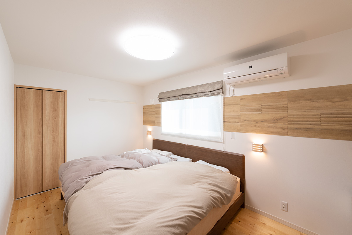 ［姫路市御立西］高気密・高断熱の省エネ住宅ヤマト住建の建築実例お客様のエコカラットを設置した主寝室