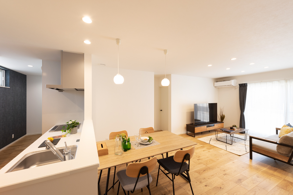 シンプルな外観の住まい