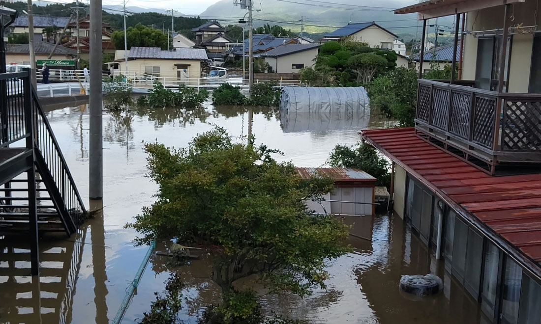 豪雨により浸水した市街地の様子